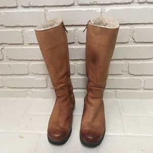 UGG Broome 1916 tall leather shearling boots sz 7